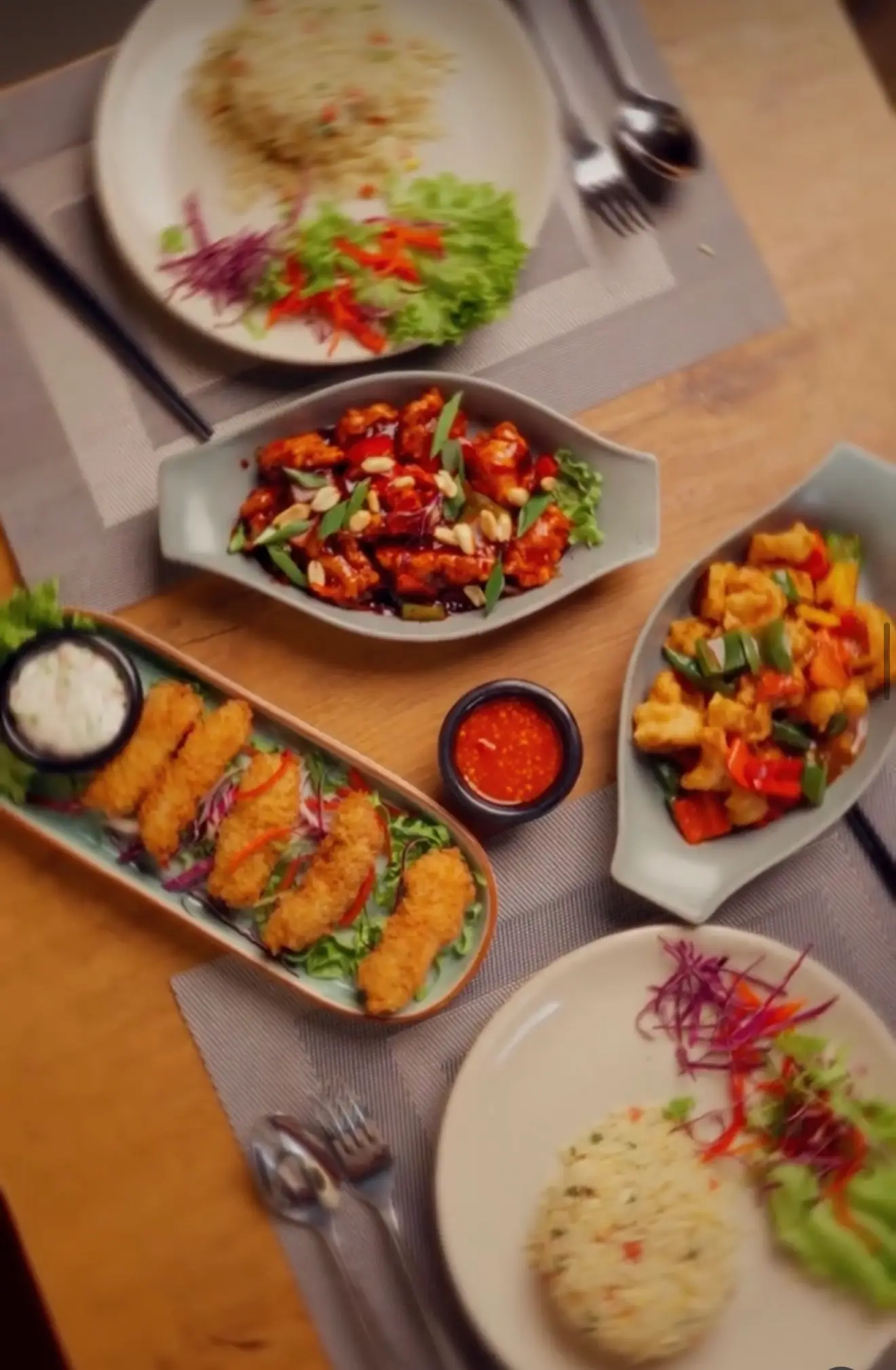 Restaurant food content